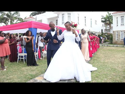 Ametenda - Hoyee Band (Lyrics Video) | Krema na Eddah | Hoyee TV Bango Songs