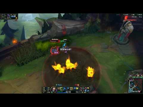 1v2 Singed outplay solo top.