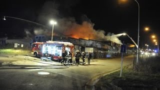 preview picture of video 'Incendie sur le zoning de Stembert chez Food Impact'