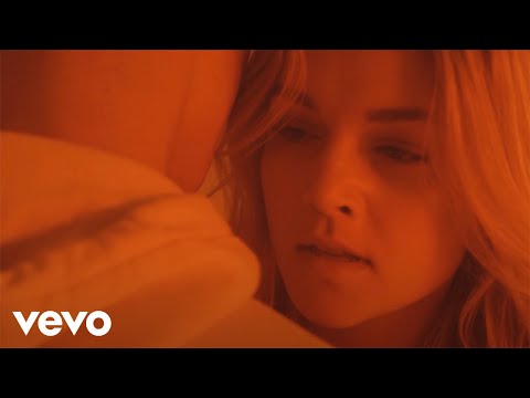 download lagu mp3 mp4 Schau Mich Nicht So An Izle, download lagu Schau Mich Nicht So An Izle gratis, unduh video klip Schau Mich Nicht So An Izle