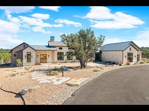 Stunning Texas Hill Country Custom Home | J Murdock Homes Build