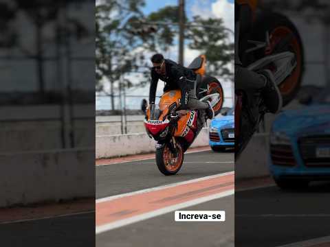 Fiquei bom nisso em RL de Cbr 1000 Repsol 😜 #thiagoreis #audir8 #repsol #viral