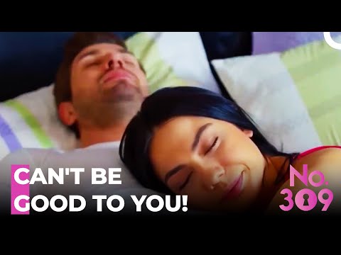 Lale And Onur Wake Up On The Same Bad - No.309