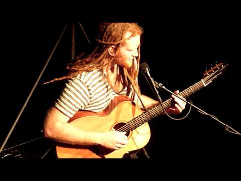 Newton Faulkner - You spin me round, No diggity, Teardrop