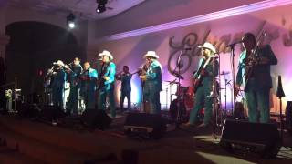 Grupo laberinto ❤️como un globo al viento❤️