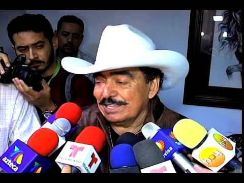 Joan Sebastian lo criticaron por su ingles