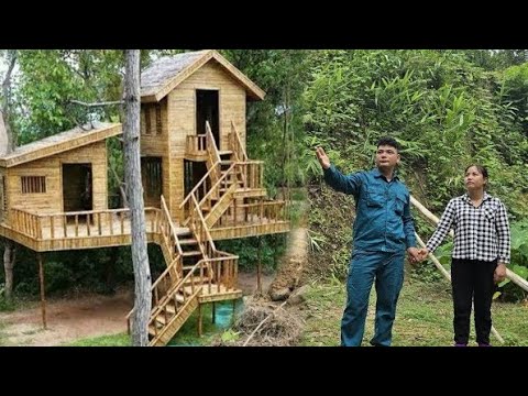 Full video: Kind Man Gives Abandoned House to Single Mom for a New Life