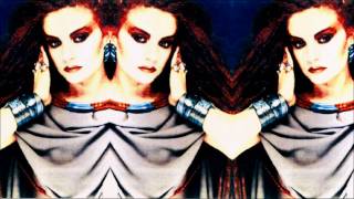 Alaska y Dinarama - Carne, huesos y tú (versión demo)