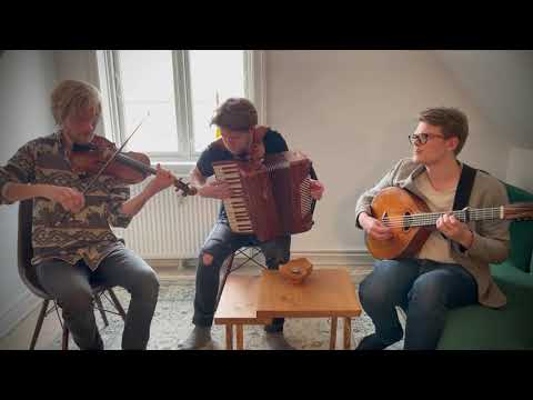 Dreamers´ Circus plays Bakom Berget by Lena Jonsson