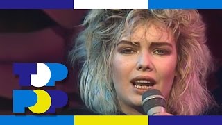 Kim Wilde - You Keep Me Hanging On • TopPop