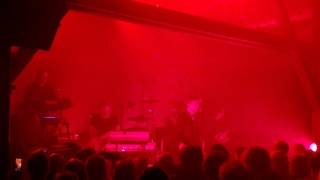 Sort Sol &quot;Let You Fingers Do The Walking&quot; @ Godset