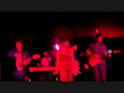 Cali Grown Dub Slingers - Frank Fast (live)