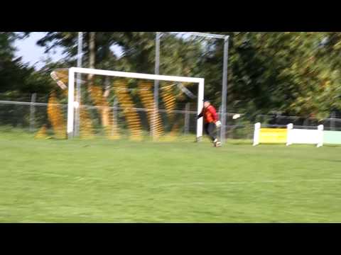 Uchta Da1 - Eendracht Arnhem Da1 - 10-10-2010 - Doelpunt Dirma Verwoerd