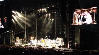 Jimmy Barnes ft. The Living End - Lay Down Your Guns. 08/11/2014 - A Day On The Green