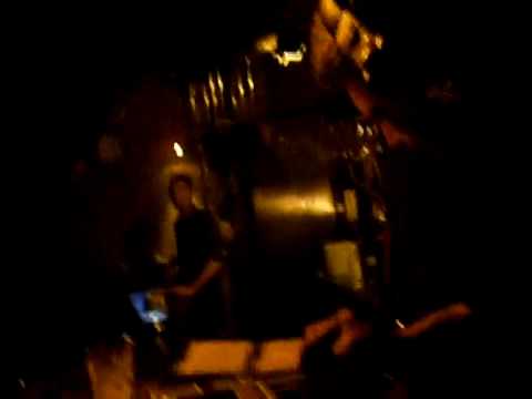 salvatore stallone dj @ polyritmia club.AVI [www.keepvid.com].mp4