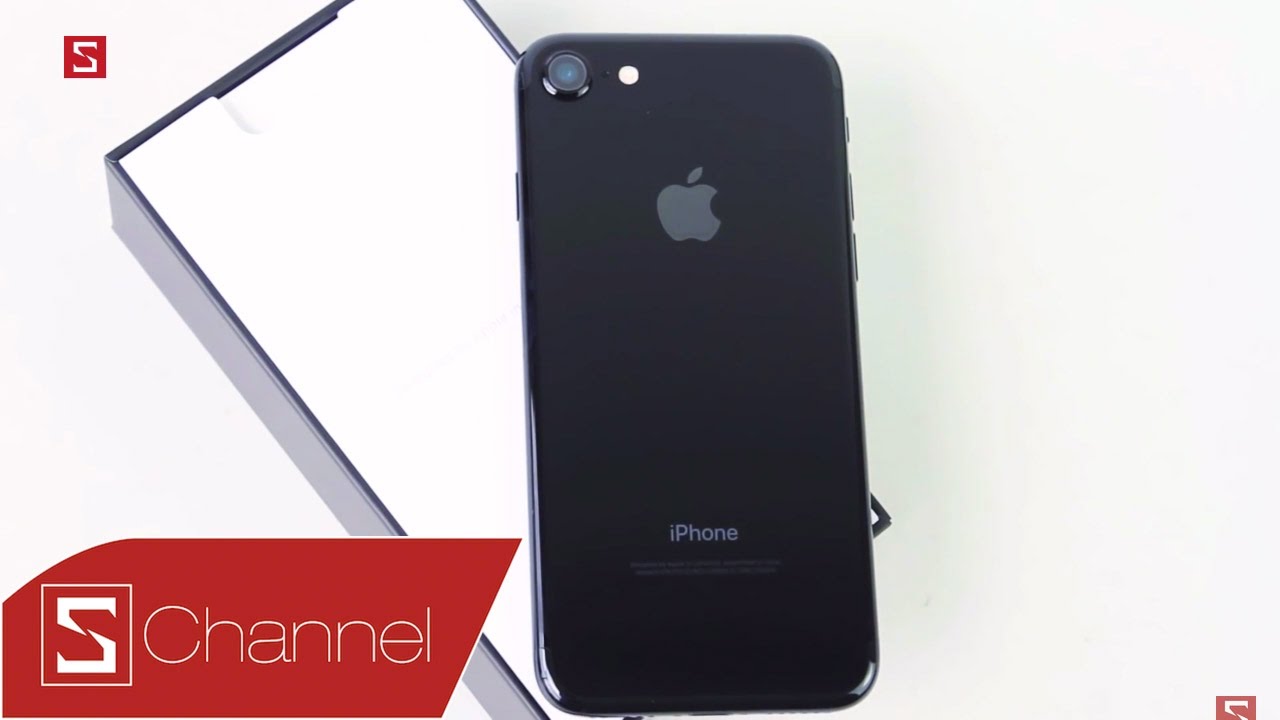 Schannel - Mở hộp iPhone 7 Jet Black chính hãng: Có những điểm gì khác hàng xách tay?