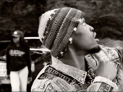 WaïV - Umbrella (Visualizer)