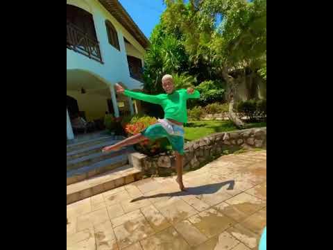 -VT KEBRADEIRA MC BALAKINHA,DOM RECIFE,KEVIN DO RECIFE, feat. MC GW, MC LARISSA- ELA FAZ O MACETE