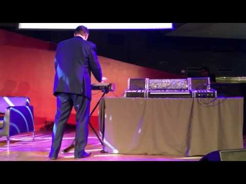 Being Boiled - Martyn Ware demos Roland System 100 and Korg 700S