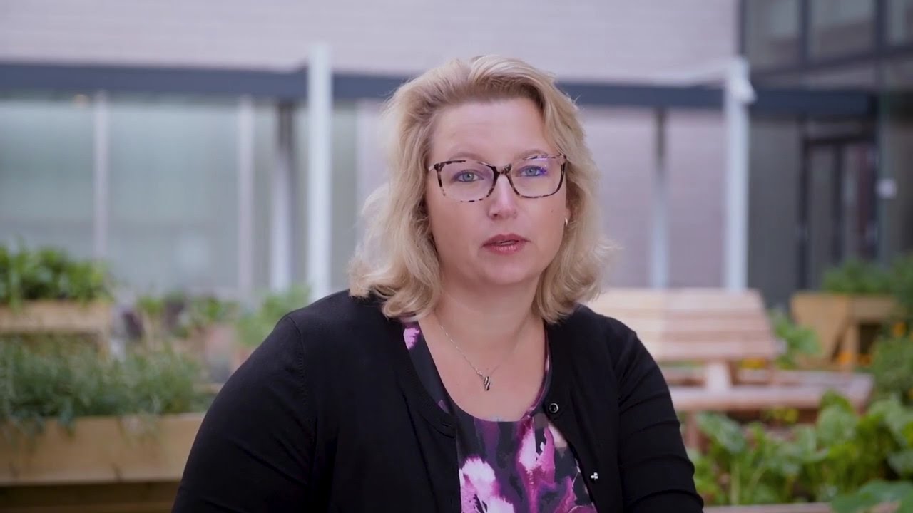 Video: Onbetaald verlof of minder werken