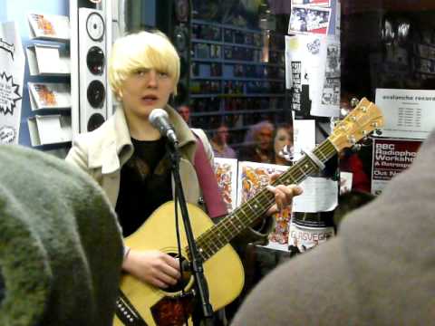 Laura Marling, Ghosts', live at Avalanche Records Glasgow