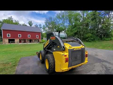 2014 NEW HOLLAND L223 For Sale