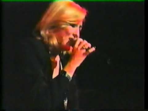 Angela Bucico-Ciresele amare