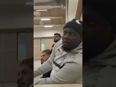 Coach ??? 😭 #futsal #r1 #coach