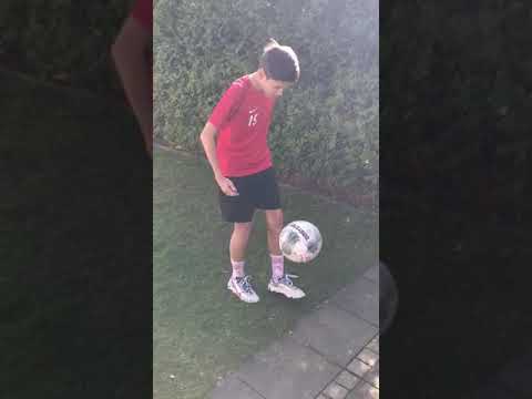 Amin Saouti mit 447 Ballkontakte (Wuppertaler SV U15)