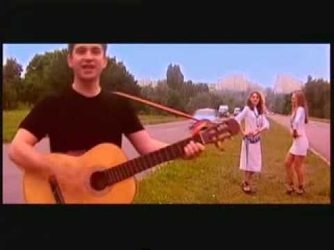 Laurentiu Popescu - Prieteni Dragi , muz. - Laurentiu Popescu , text - Viorica Nagacevschi