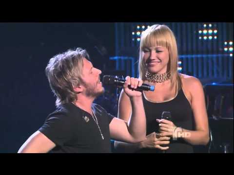 Un minuto más/ Fanny Lu & Noel Schajris [En Vivo/ Live]