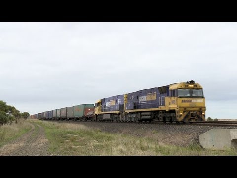Pacific National Container Freight Train in Victoria - PoathTV Australian Trains & Railways