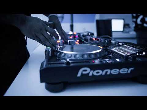 Slang Beatz SA - You Can't Give Up Now (Original Mix)