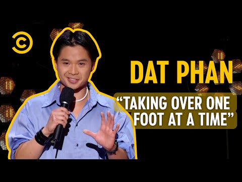 Dat Phan On Vietnam’s War With American Nail Salons | Comedy Central Presents