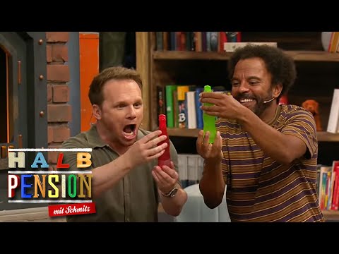 Zurück in die Kindheit: Ralf & Simon schwelgen in Erinnerungen! | Halbpension mit Schmitz | SAT.1