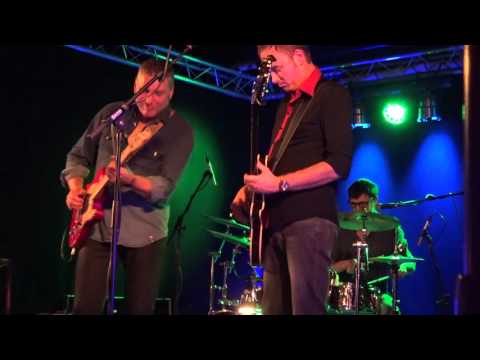 Roberto Morbioli Trio @ Haus Schmülling - Start it Up by Robben Ford