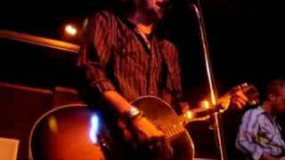 Micky and the Motorcars - Love is Where I Left It!