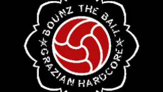 Bounz the ball - Boys don't cry