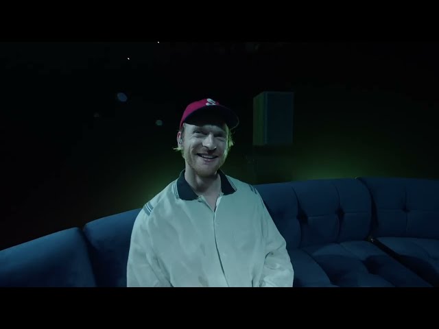 Video zu 'Birds Of A Feather' ansehen