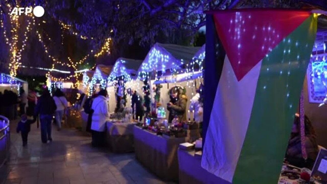 I palestinesi cercano di godersi il Natale nonostante la guerra