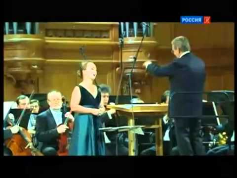 Julia Lezhneva sings "Deh vieni Non Tardar", Le Nozze di Figaro, Susanna
