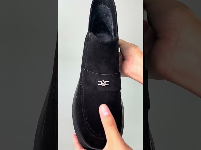 Чоботи жіночі шкіряні байка хутро 592641 Чорний Челсі жіночі замшеві байка 592921 Чорні