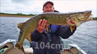 preview picture of video 'Flyfishing for Pike in Ireland - A Day on the Water with Bodo Funke (1080p)'