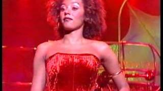 Spice Girls - Walk Of Life Live In Arnhem
