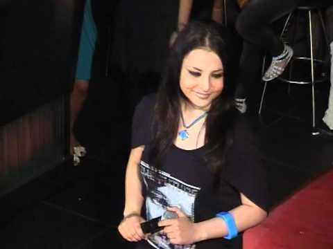 Marija Mitrovska   U nedelja