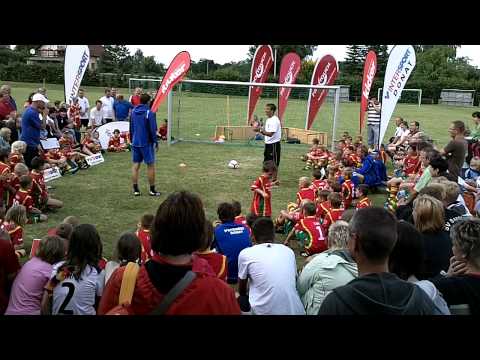 Finale härtester Bums der Väter INTERSPORT kicker Fußballcamp Merschwitz