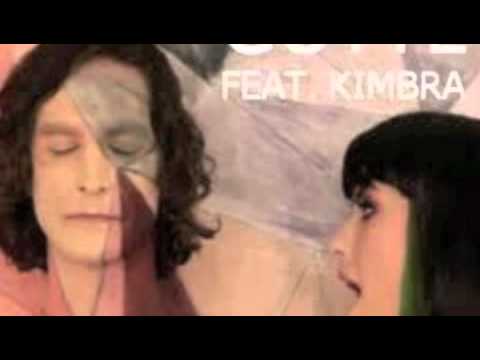 Somebody that i used to know/levels