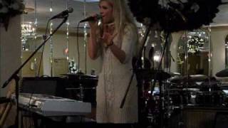 Chelsea Musick   "Put A Little Holiday In Your Heart"