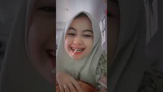 Emang boleh se-HD ini grafiknya ?. #anaksekolah #seragamsekolah #jamkos #hijab #cute #babyface