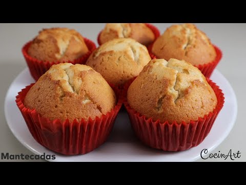 MANTECADAS ESPONJOSAS Y CON COPETE, RECETA FÁCIL.